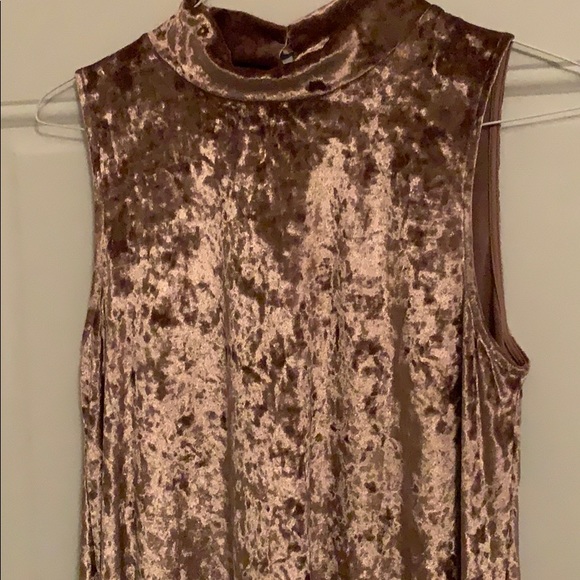 Velvet dress - Picture 2 of 4